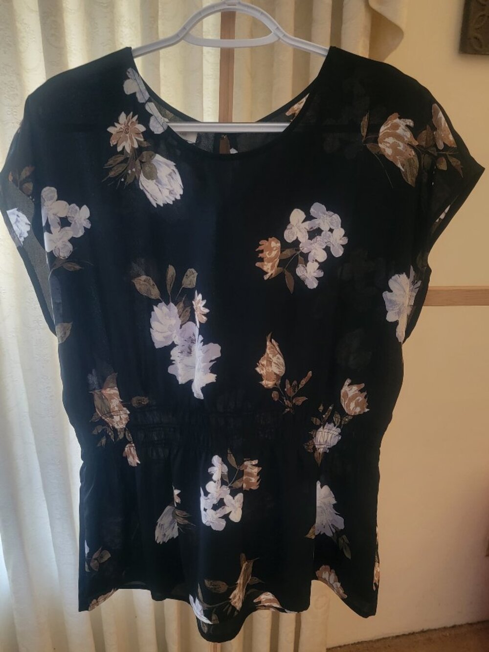 Maurices Blouse XL Black W/Floral Print